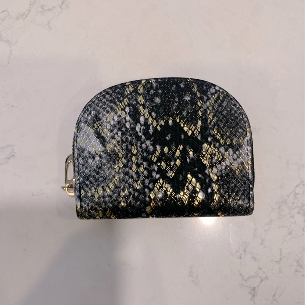 New card holder .wallet